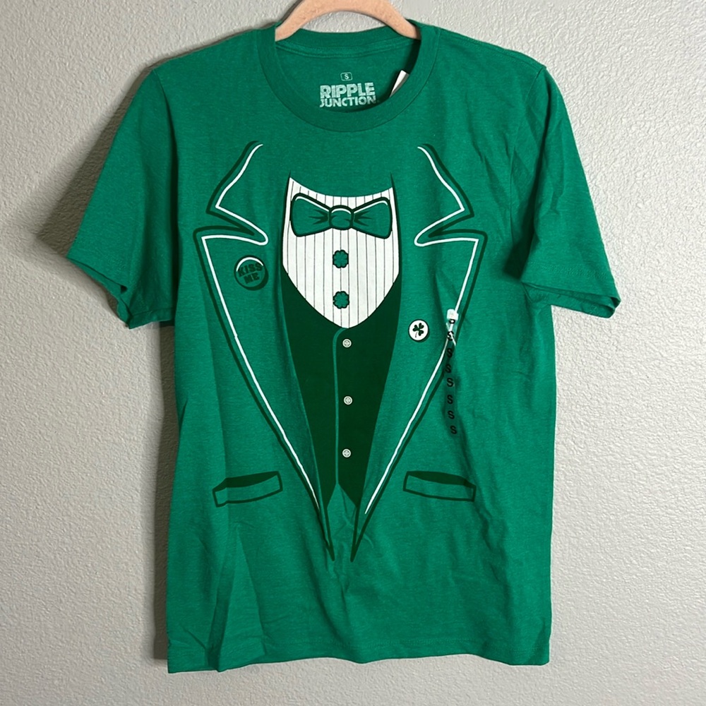 St. Patricks Day T-shirt - NWT